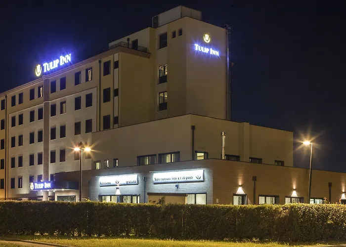 튤립 인 호텔