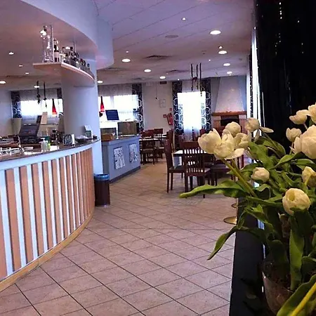 Tulip Hotell